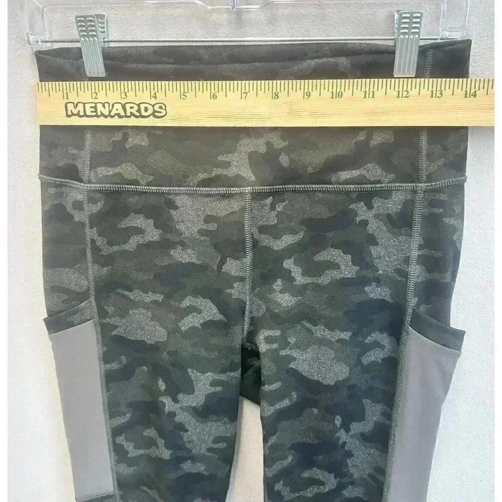 Fabletics Women's Sz 7/8 Medium On the Go‎ High Waisted Charcoal Camo Legging